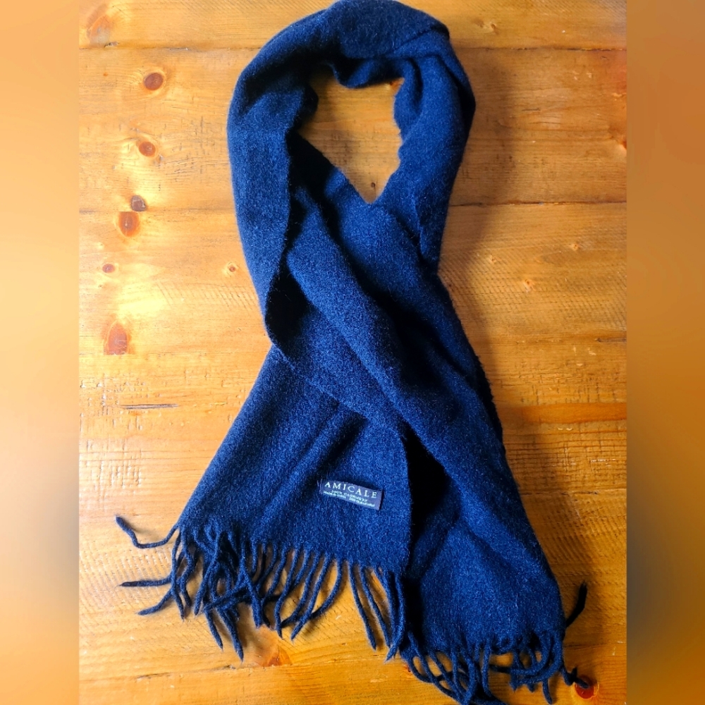 AMICALE 100% Cashmere Scarf